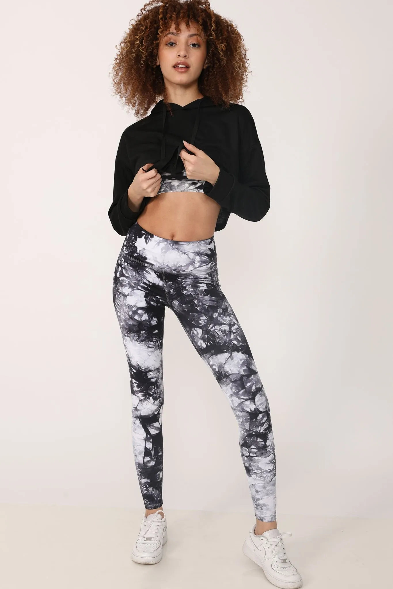 Dani Tie-Dye Legging in Black