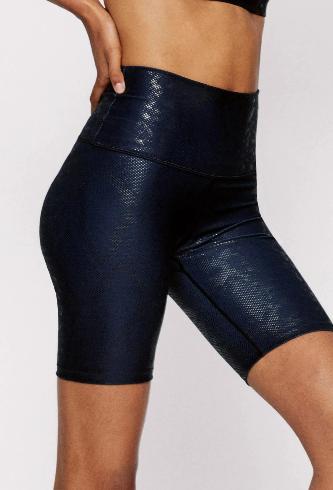 High-Waist Kurt Short Blue Black Viper Foil