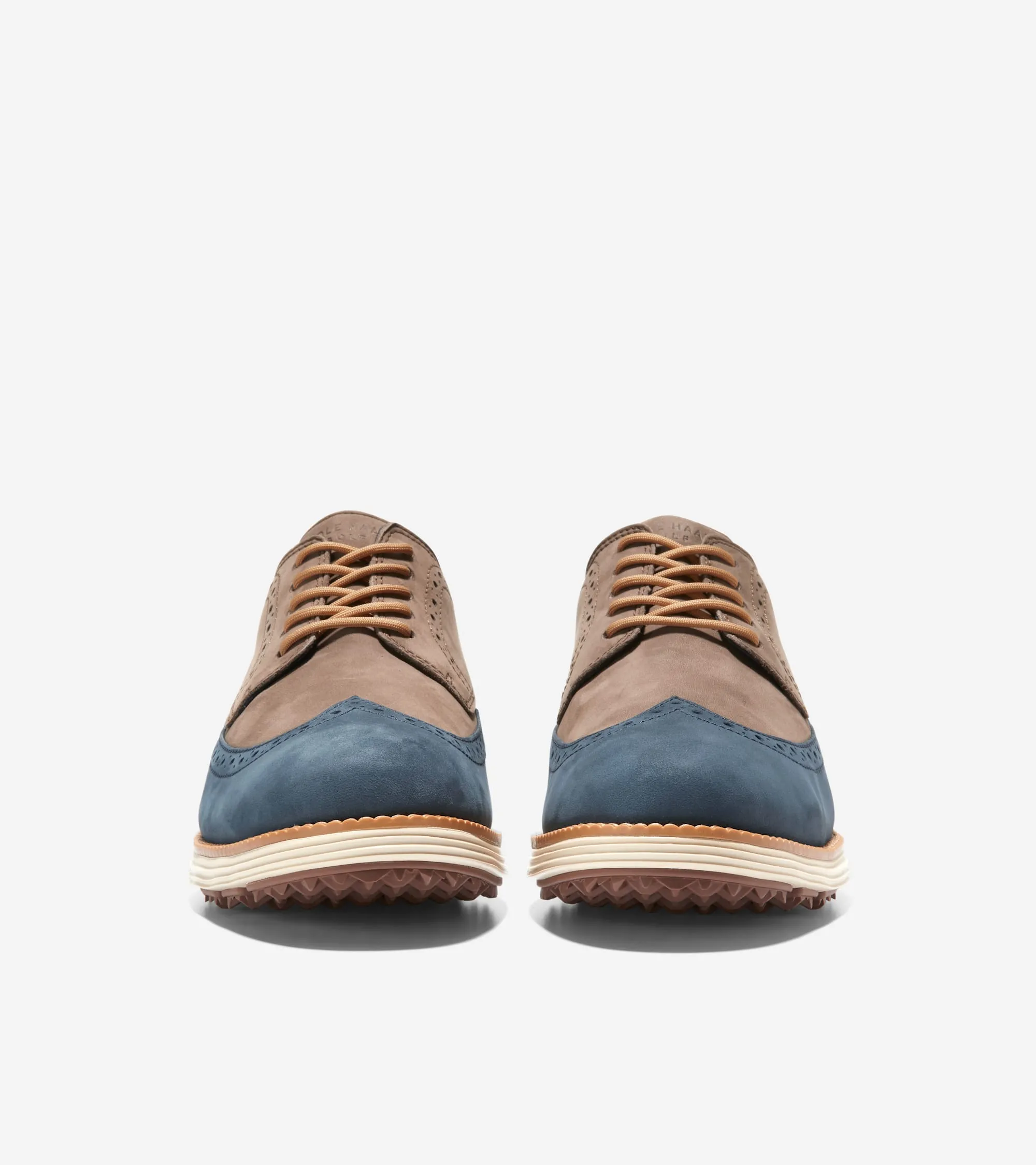 Men's ØriginalGrand Wingtip Oxford Golf Shoe